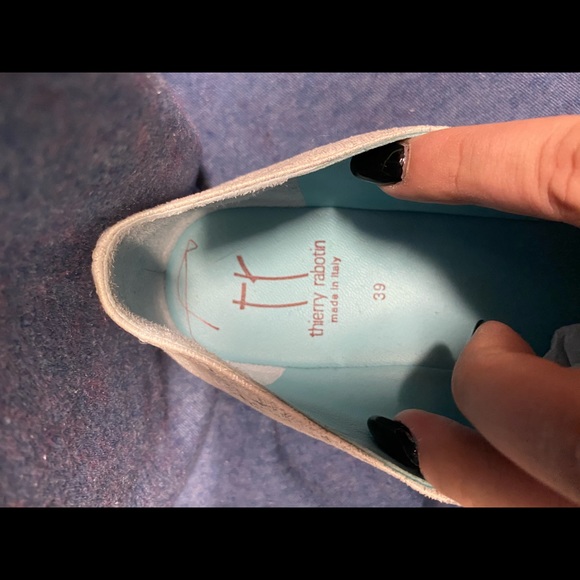 Thierry Rabotin Flats - Picture 2 of 5